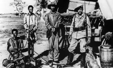 Ovaherero prisoners and German soldiers, 1907. Photo: SA History Online