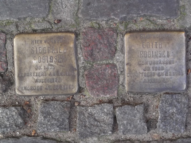 Stumbling stones planted by Steven Robins at 46 Naunynstrasse in memory of his relatives. Photo: Heike Becker.